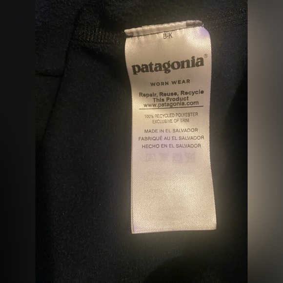Patagonia zip up sweater - Picture 6 of 6